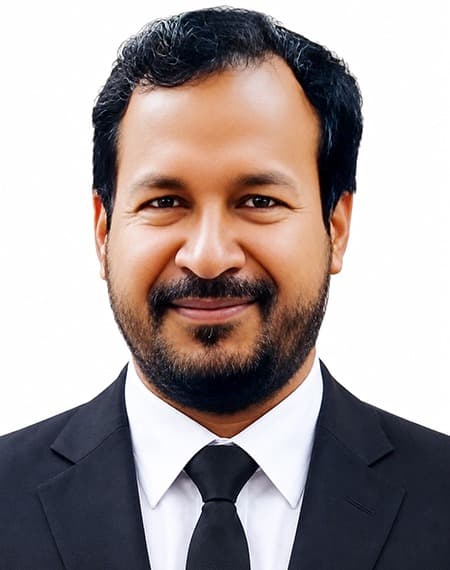 Shariful Islam Khan, Executive Chairman